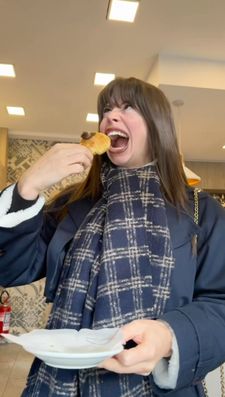 Instagram post by @shesthetea