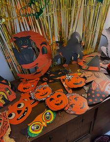 Instagram post by @shinybritedoggo