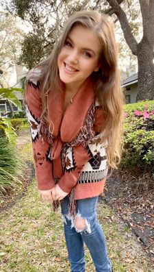 Instagram post by @shmoopyreviews