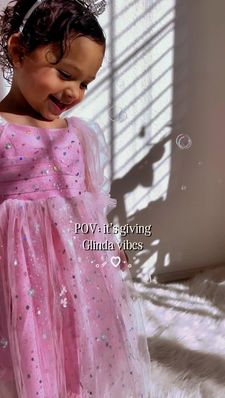 Instagram post by @social.lenaa