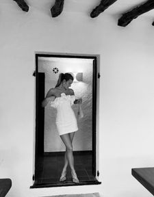 Instagram post by @styledsara