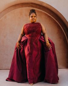 Instagram post by @stylishcurves