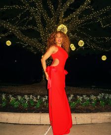 Instagram post by @suzette_james