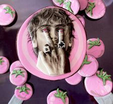 Instagram post by @sweetjunebakery