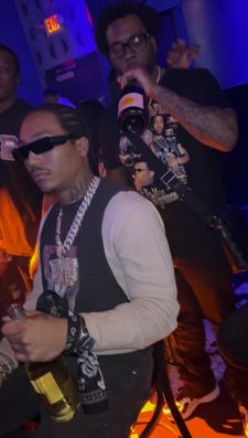 Instagram post by @swtee263