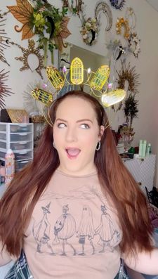 Instagram post by @tallglassofcline