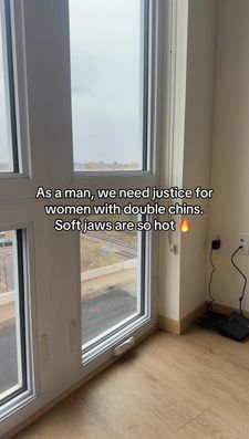 Instagram post by @thegiannaschiller