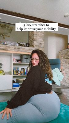 Instagram post by @themonaisa