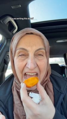 Instagram post by @thereal.tarajoon