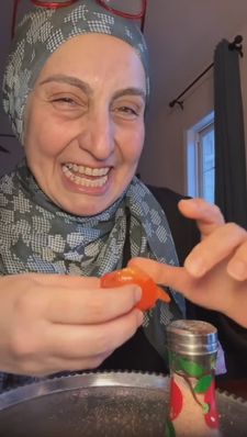 Instagram post by @thereal.tarajoon