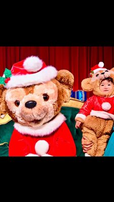 Instagram post by @tiahy__disney