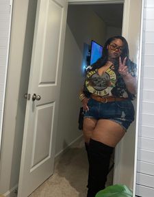 Instagram post by @tiarachantise