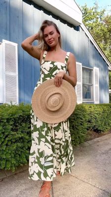 Instagram post by @torishilney