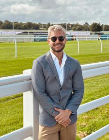 Instagram post by @toujoursdimanche