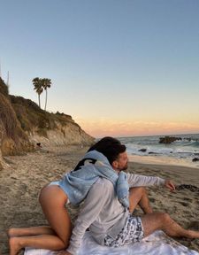 Instagram post by @travlcouples