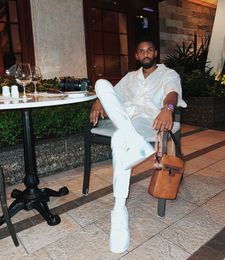 Instagram post by @treshotme