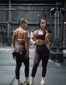Instagram post by @twinsb_fit