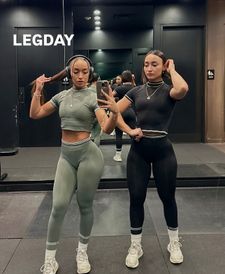 Instagram post by @twinsb_fit