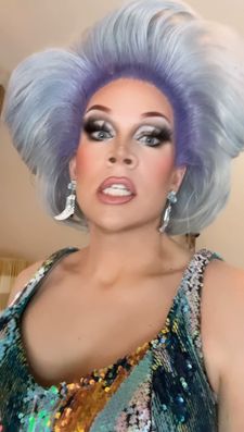 Instagram post by @vag4short