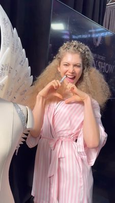 Instagram post by @valentts