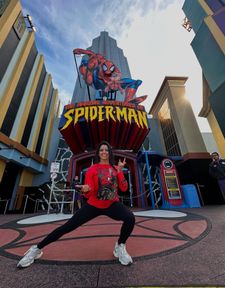 Instagram post by @valentynnareis