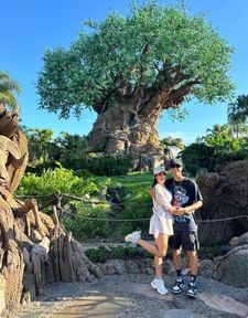 Instagram post by @valentynnareis