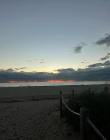 Instagram post by @valeriadelrey