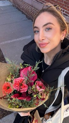 Instagram post by @victoriahiegel