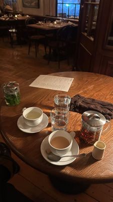 Instagram post by @victoriahiegel