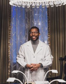 Instagram post by @wallstreetpaper