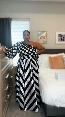 Instagram post by @x0x0_ash