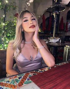 Instagram post by @yerlinivette