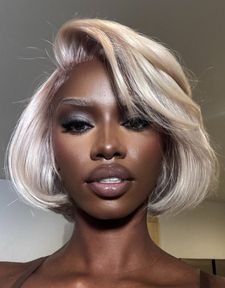 Instagram post by @yesimshay_