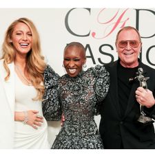 Instagram post by @yvonnetnt