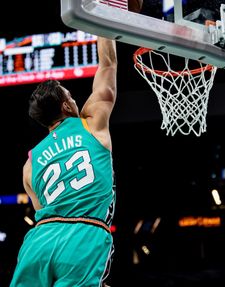 Instagram post by @zachcollins_33